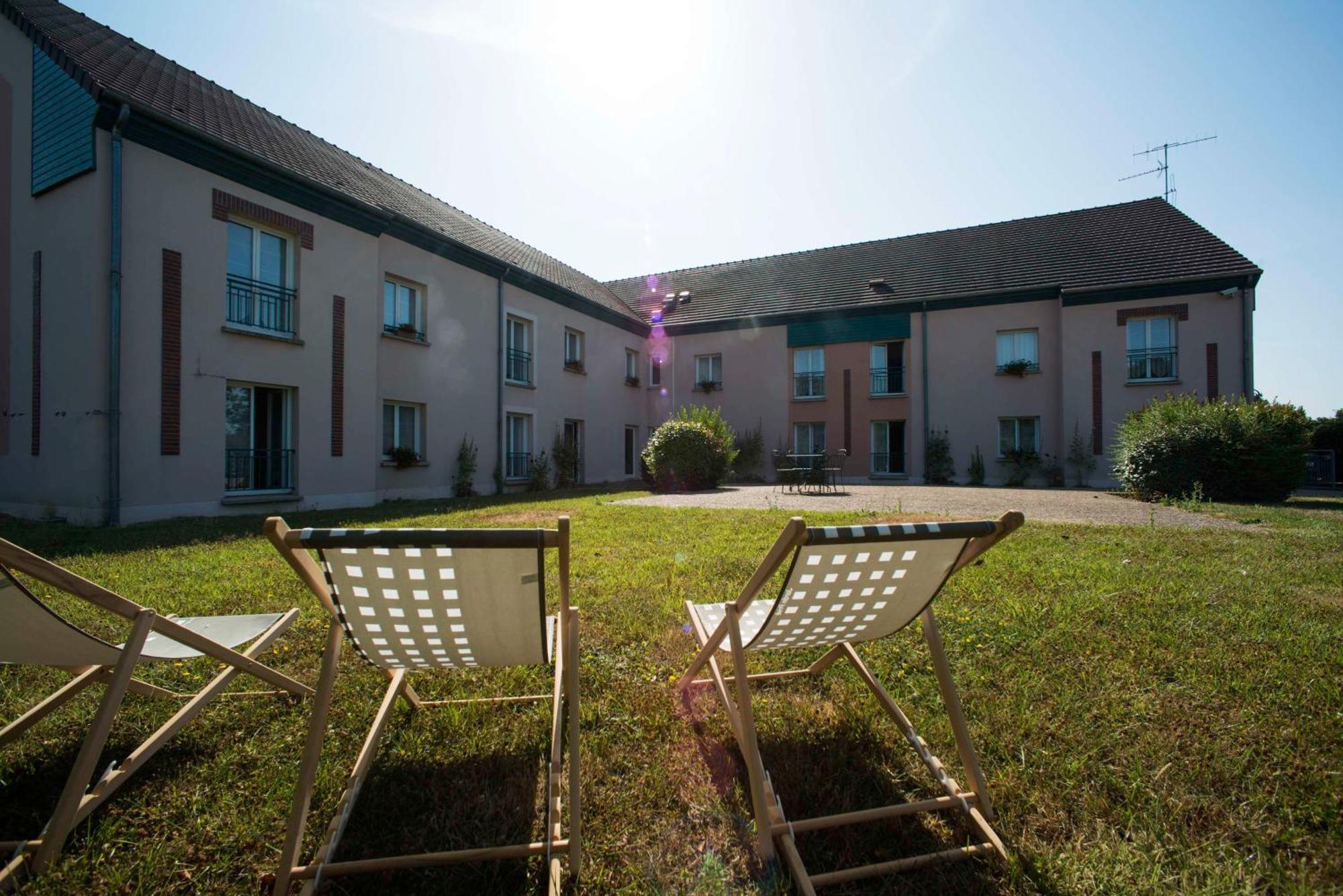 Brit Hotel Du Perche Nogent-le-Rotrou Eksteriør bilde