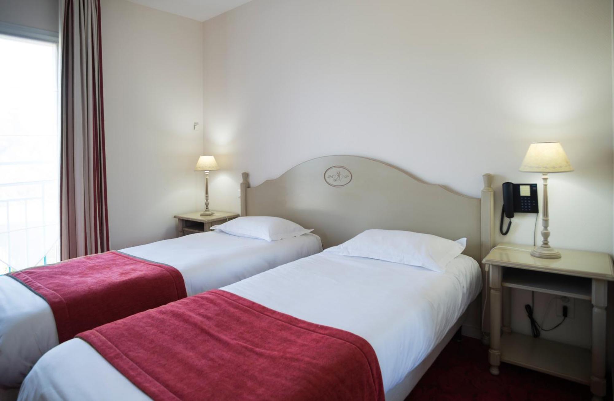 Brit Hotel Du Perche Nogent-le-Rotrou Eksteriør bilde